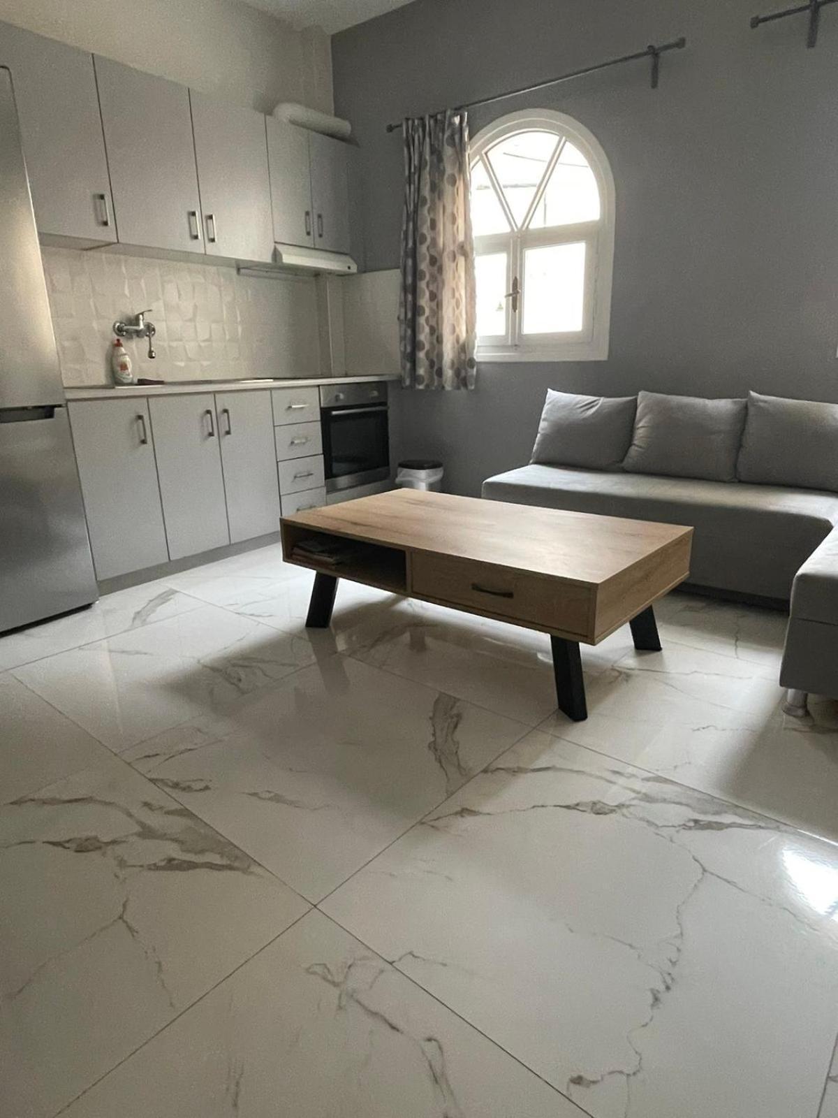 Anais Apartment Preveza Buitenkant foto