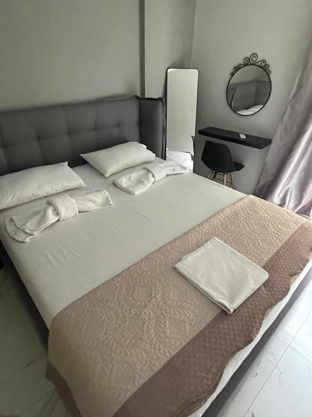 Anais Apartment Preveza Buitenkant foto