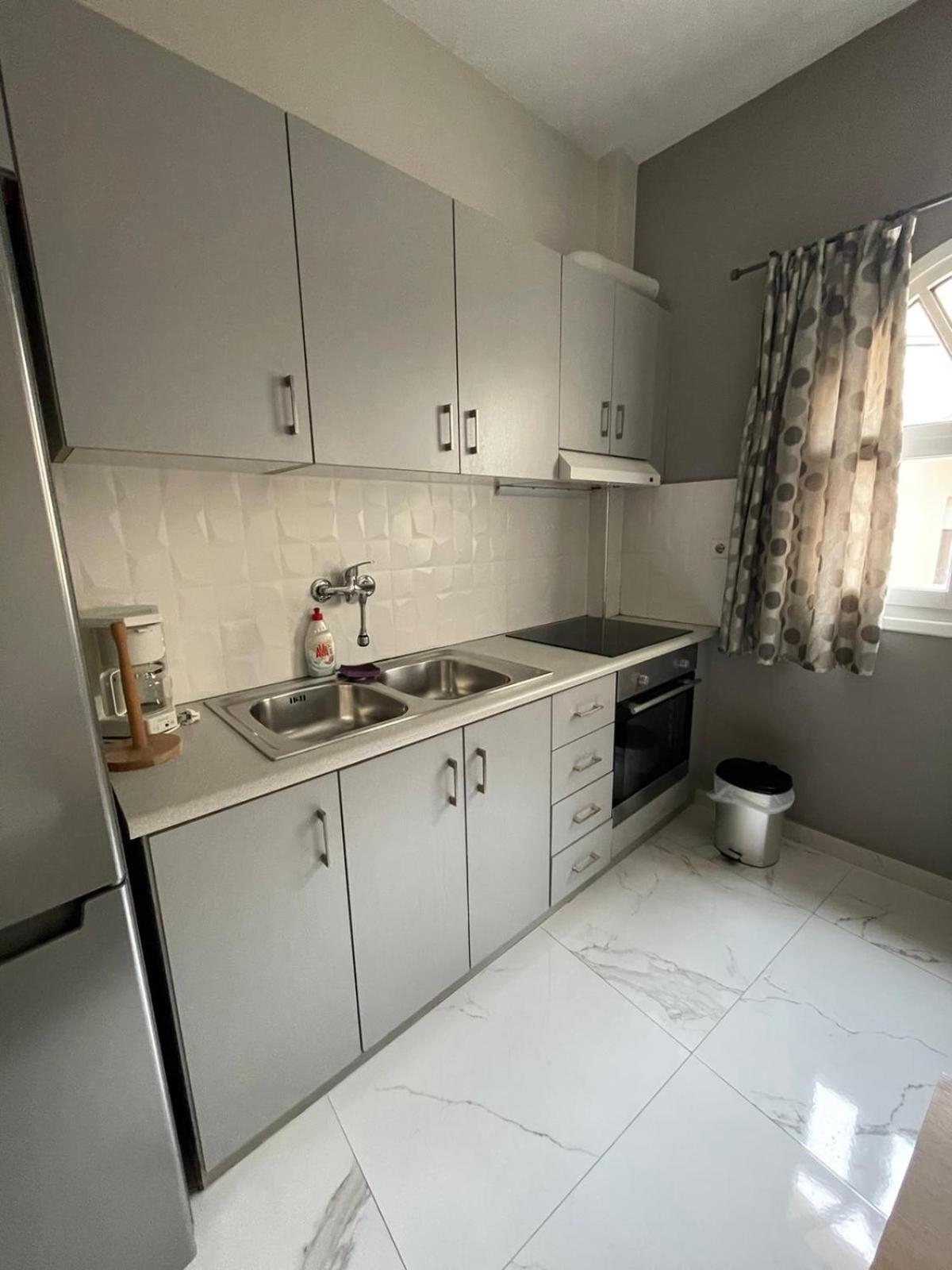 Anais Apartment Preveza Buitenkant foto