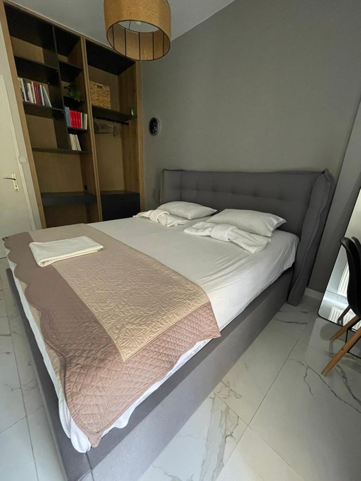 Anais Apartment Preveza Buitenkant foto