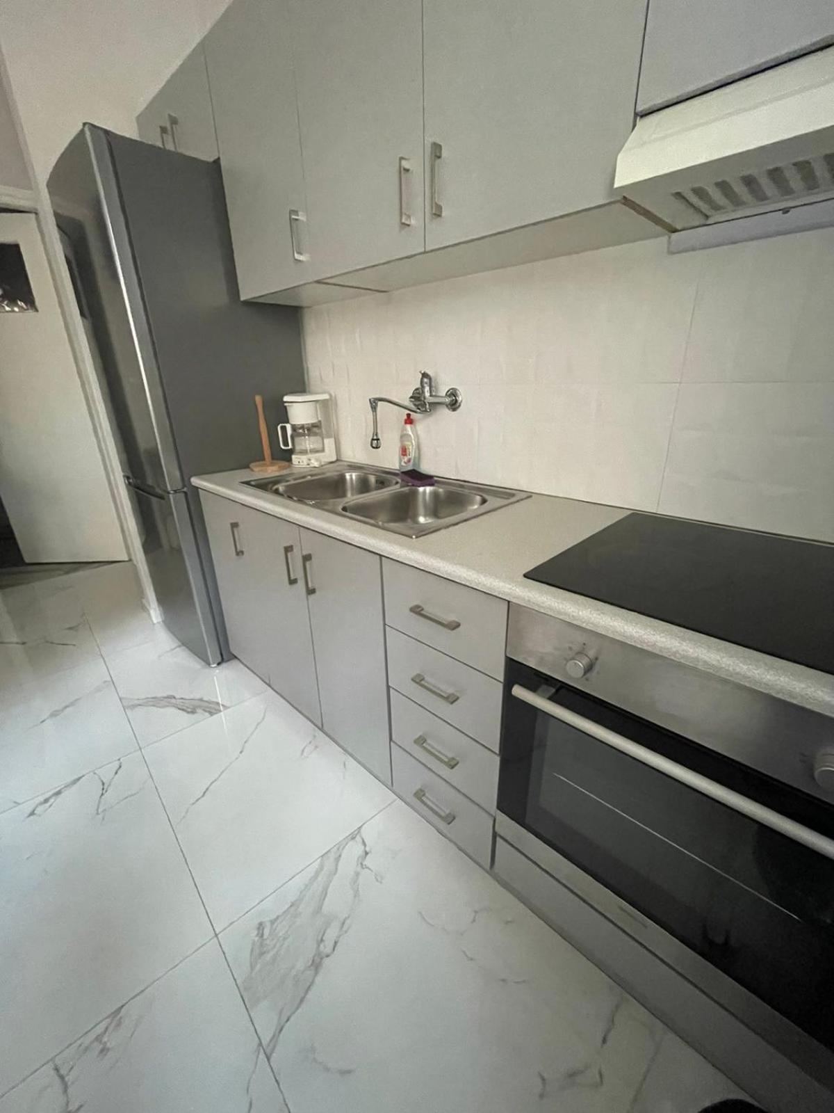 Anais Apartment Preveza Buitenkant foto